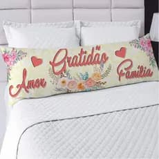 Fronha para Travesseiro de Corpo Xuxão  1,25 x 0,45 com Zíper Gratidão Amor e Família