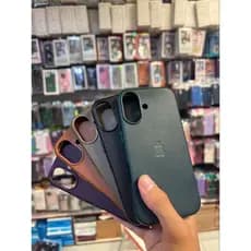 Capa de Couro iPhone 16