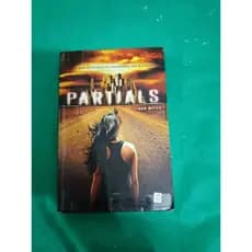 Livro Partials - Dan Wells-usado-conservado. (Usado)