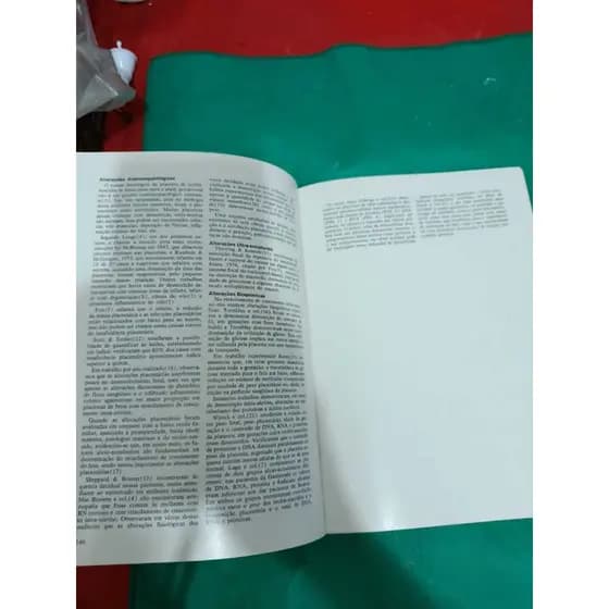 Livro Desnutrição: Intra-uterina E Pós-natal-ano 1981