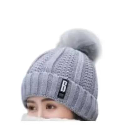 KIT 12 PEÇAS TOUCA COM POMPOM  INVERNO/OUTONO VELUDO VÁRIAS CORES (SHEY)