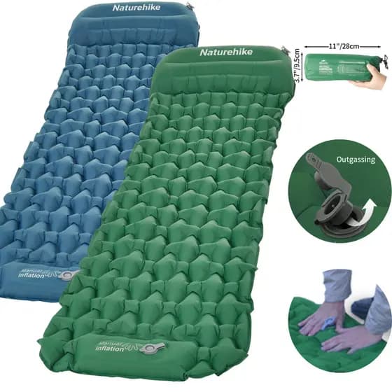 ISOLANTE INFLÁVEL NATUREHIKE FC12 COM TRAVESSEIRO E BOMBA PARA INFLAR EMBUTIDA