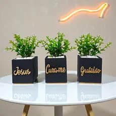Vasinhos Decorativos com Plantinhas Artificiais. Escolha seu kit.