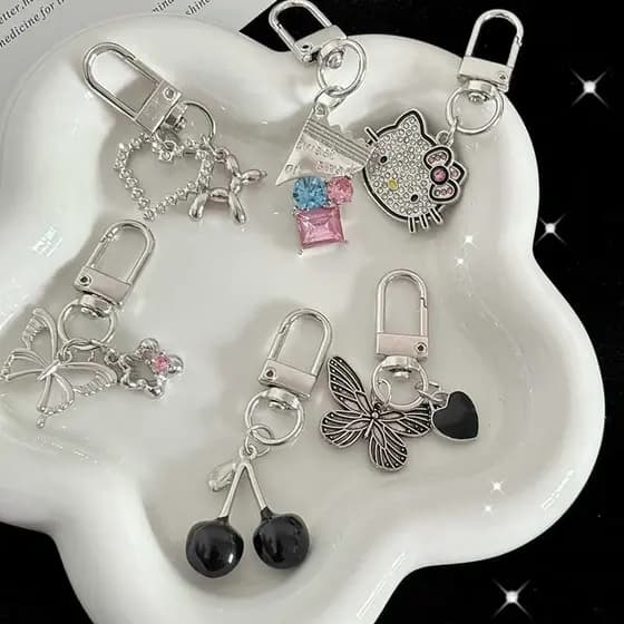 Chaveiro Personalizado De Coração De Cereja Preta Diamante Doce Acessórios De Pingente De Saco Escolar