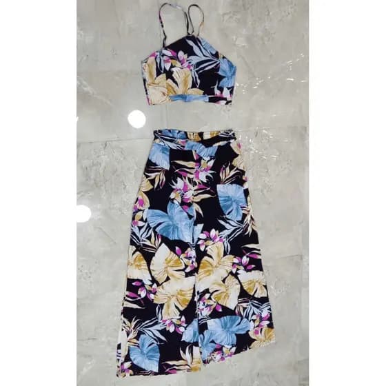Conjunto Calça E Croped Famys