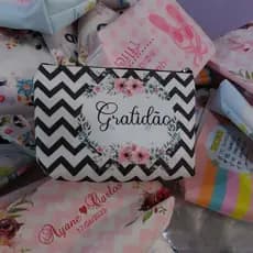 kit com 17 necessaries personalizadas