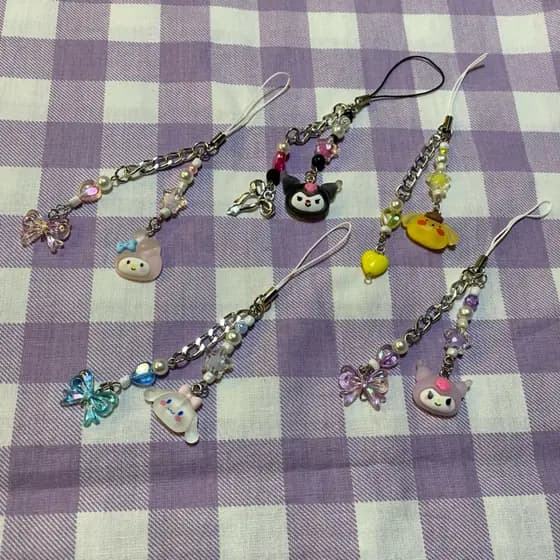 chaveiro de celular charm phonestrap acessorio sanrio hello kitty my melody pochacco kuromi cinnamoroll pompompurin