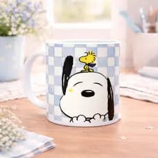 Caneca Snoopy e Woodstock Xadrez Azul 325ml – Fofa, Delicada e Presente Criativo