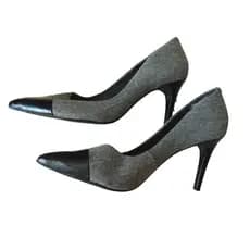 Scarpin Arezzo número 37