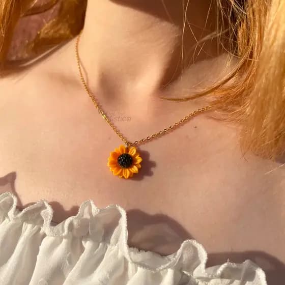 Colar de Girassol - Aço Inox Dourado 🌻 Presente Dia dos Namorados