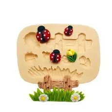Molde de Silicone Joaninhas na Cerca - Biscuit, Resina, Pastas e etc... (B 58)