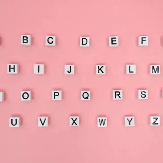Pingente Letras Love Grey para Caderno Inteligente - QuinCI LikeU Quadrado Preto