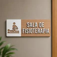 Placa Sala de Fisioterapia em MDF Alto Relevo Sinalização para Clínicas e Consultórios Decorativa