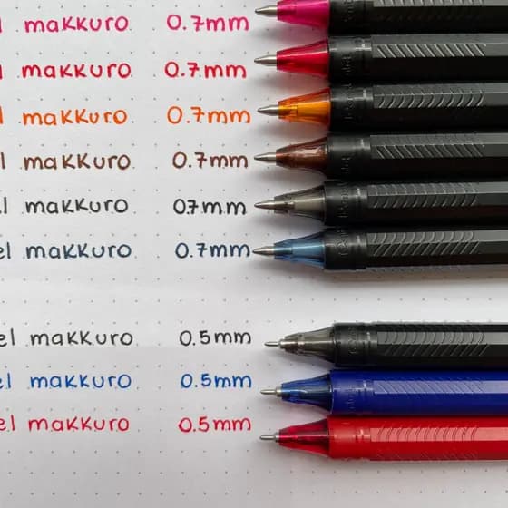Caneta Gel PENTEL EnerGel Makkuro 0.5 mm