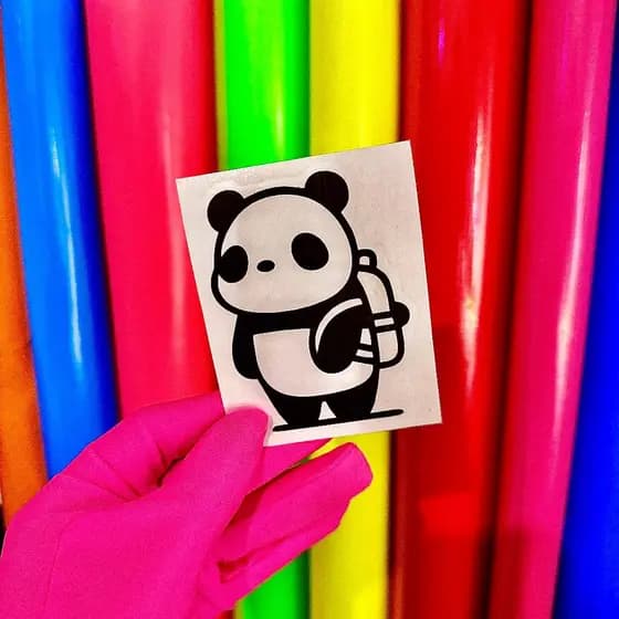 [8x6cm] Mini adesivo | Urso Panda Pandinha de mochila