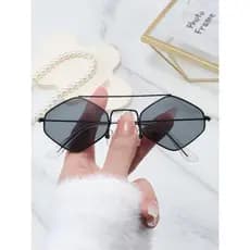 Óculos De Sol Feminino Losango Verão 2024 Uv 400 Varias cores preto dourado