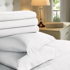 Colcha Piquet Serrano Casal  Lisa 2,20x2,40m 60% Algodão 40% Poliester