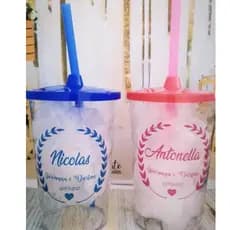05 COPOS DE ACRÍLICO PERSONALIZADOS COM TAMPA E CANUDO - 480 ML