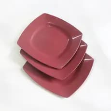 100 Prato Quadrado Plástico Vermelho Pequeno 17 cm Festas Eventos