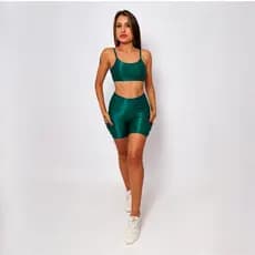 Conjunto Fitness Feminino Top Fita Costas Abertas + Bermuda com Bolso Meia Coxa Poliamida Premium