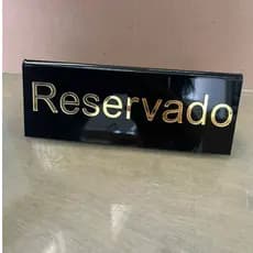 Placa Alto Relevo Reservado Casamento Bar Restaurante Festas Preto Com Dourado 1pç