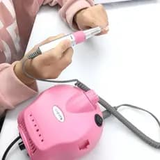 Lixadeira Elétrica 35000 RPM Bi volt para unhas - Tratamento profissional