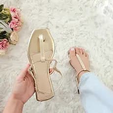 Sandália Rasteirinha Feminina Rasteira com Brilho Strass Metalizada Ouro Light Preta