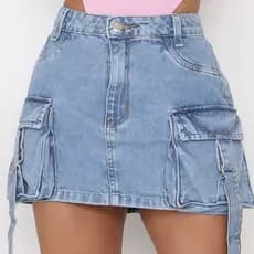 Mini Saia Jeans Cargo Com Bolso na Frente