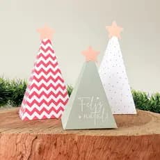 Kit com 24 Caixinhas para doce - Formato Árvore de Natal