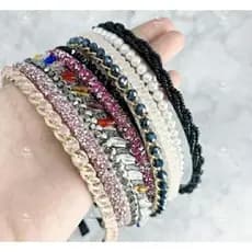 CONJUNTO DE 2 TIARAS DE CABELOS CORES E MODELOS LINDOS COM ACABAMENTO TECIDO