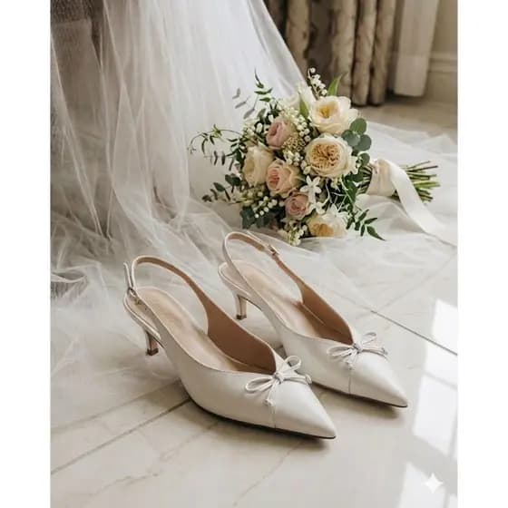 Scarpin confortável para noiva, elegante e macio. Numeração especial pé grande e pequeno do 30 ao 43.