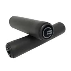 PAR MANOPLA BIKE BICICLETA MTB SILICONE PRETA 130MM COM PLUG