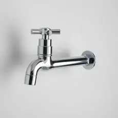 Torneira  Cromada Fixa De Parede Tanque Jardim Cozinha
