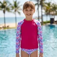 Conjunto Infantil Camiseta Manga Longa e Calcinha Menina Moda Praia Piscina Estampas Exclusivas
