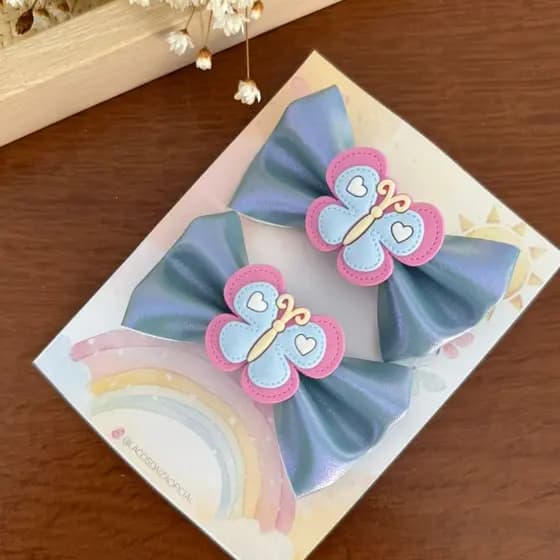 Par de Laços Borboleta  -  Laços  de cabelo infantil - Laços com borboleta - Laço infantil borboleta jardim