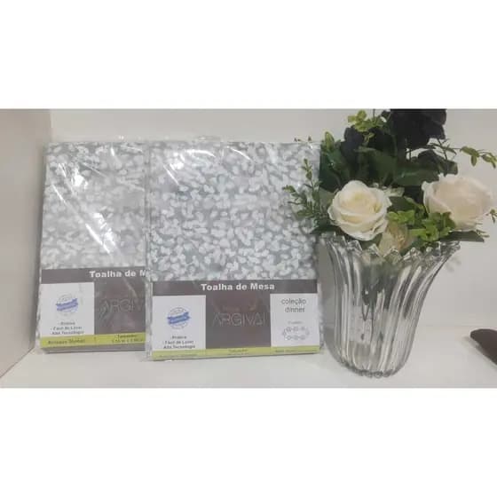 Kit com 2 Toalhas de Mesa Impermeável tecido 8 Lugares 2,50 Argivai