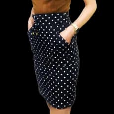 Saia Reta com Bolsos / Moda feminina / Casual / Moda Evangélica / Saia curta
