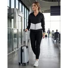 Jaqueta Corta Vento Feminina Com Capuz Zíper Casual Passeio Viagem Lisa ou Bicolor