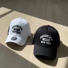 Kit 2 Bonés Brooklyn Retrô Bordado Estilo Beisebol, Unissex, Algodão, Confortável e Ajustável