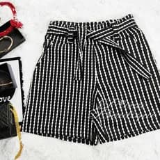 Shorts Colmeia Listrado Liso Feminino Com Cinto