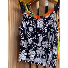 blusa inspiração cropped preto e branca