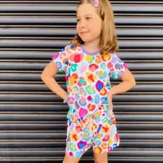 Conjunto Estiloso Menina Onça Colorida Verão Conforto