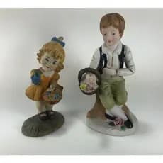 2 Antigas Figuras Em Porcelana Porbras Para Decoração