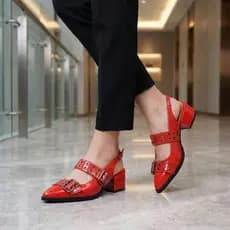 Sapato Slingback Salto Bloco Verniz Bico Fino Fivelas Ilhós Moda Feminina 851