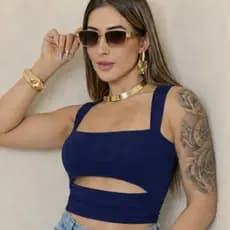Blusa Cropped Feminino Suplex Decote Quadrado Liso Alça Grossa blusa Moda Blogueira Tendencia