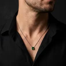 Colar Masculino Corrente em Aço Inoxidável com Pedra Verde Zircônia Elegante