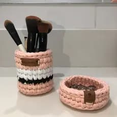 Conjunto Cesto organizador em fio de malha - porta pincel + porta jóias