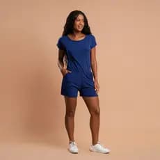 Macacão Feminino Curto Soltinho Com Elástico na cintura e bolsos