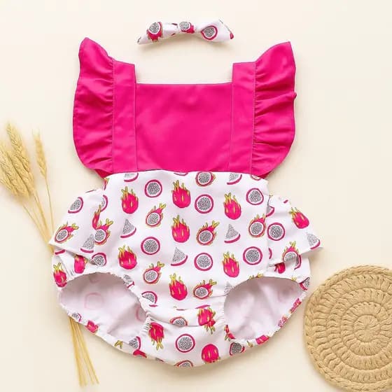 menina mesversario fruta pitaya jardineira estampa