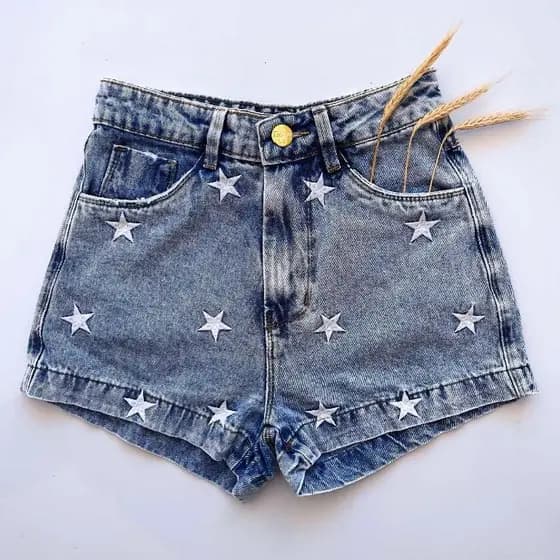 Short Jeans Feminino Bordado Estrela Cintura Alta Estampado Sem Lycra Mom